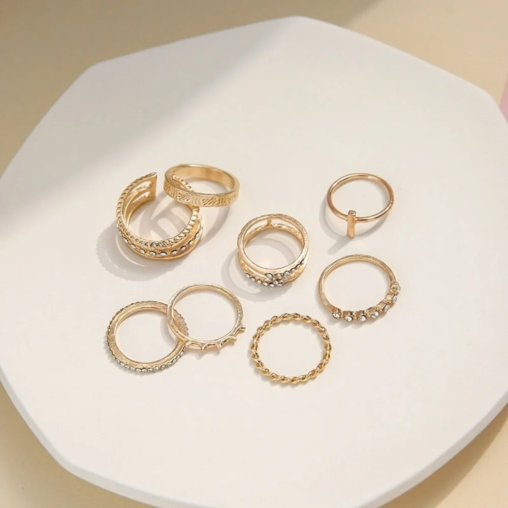 *KATALEYA* 8-Pc Gold Geometric Design Fashion Ring Set